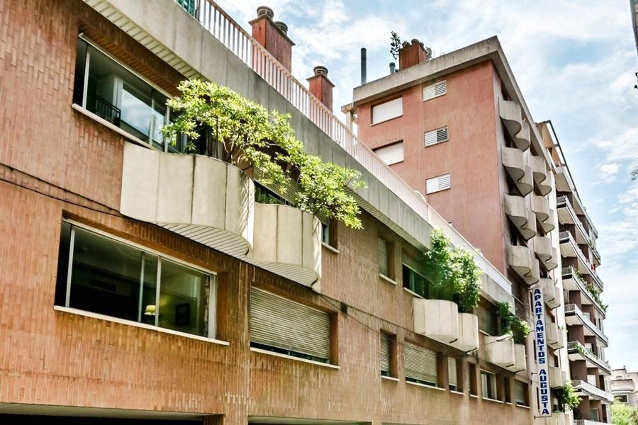 Augusta Aparthotel 3*